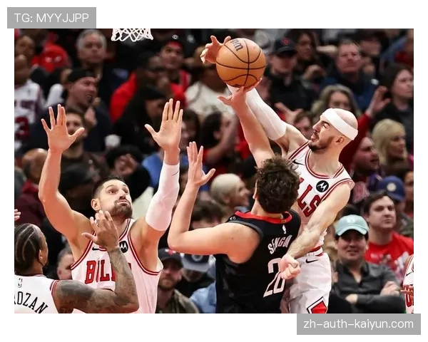 公牛NBA杯胜鹈鹕靠进攻火力 拉文带队打出高效进攻表现